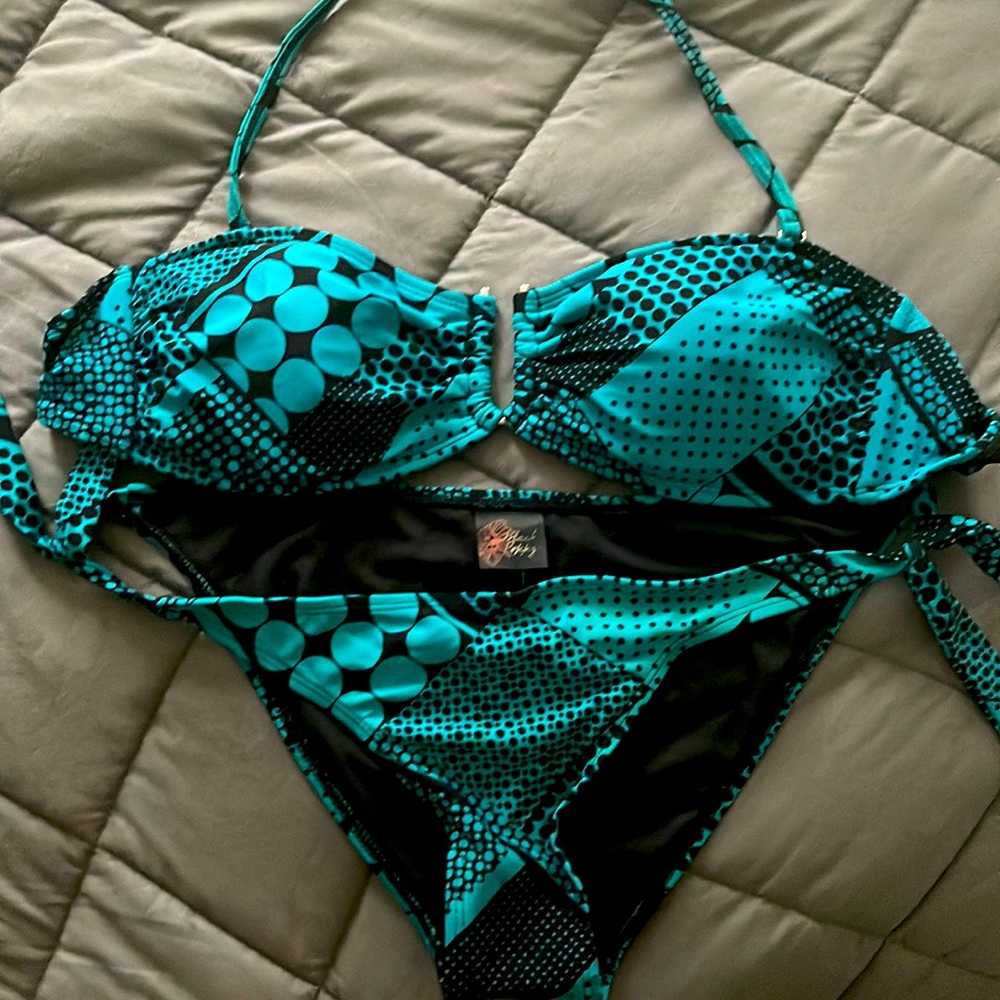Black poppy teal and black swimsuit Large